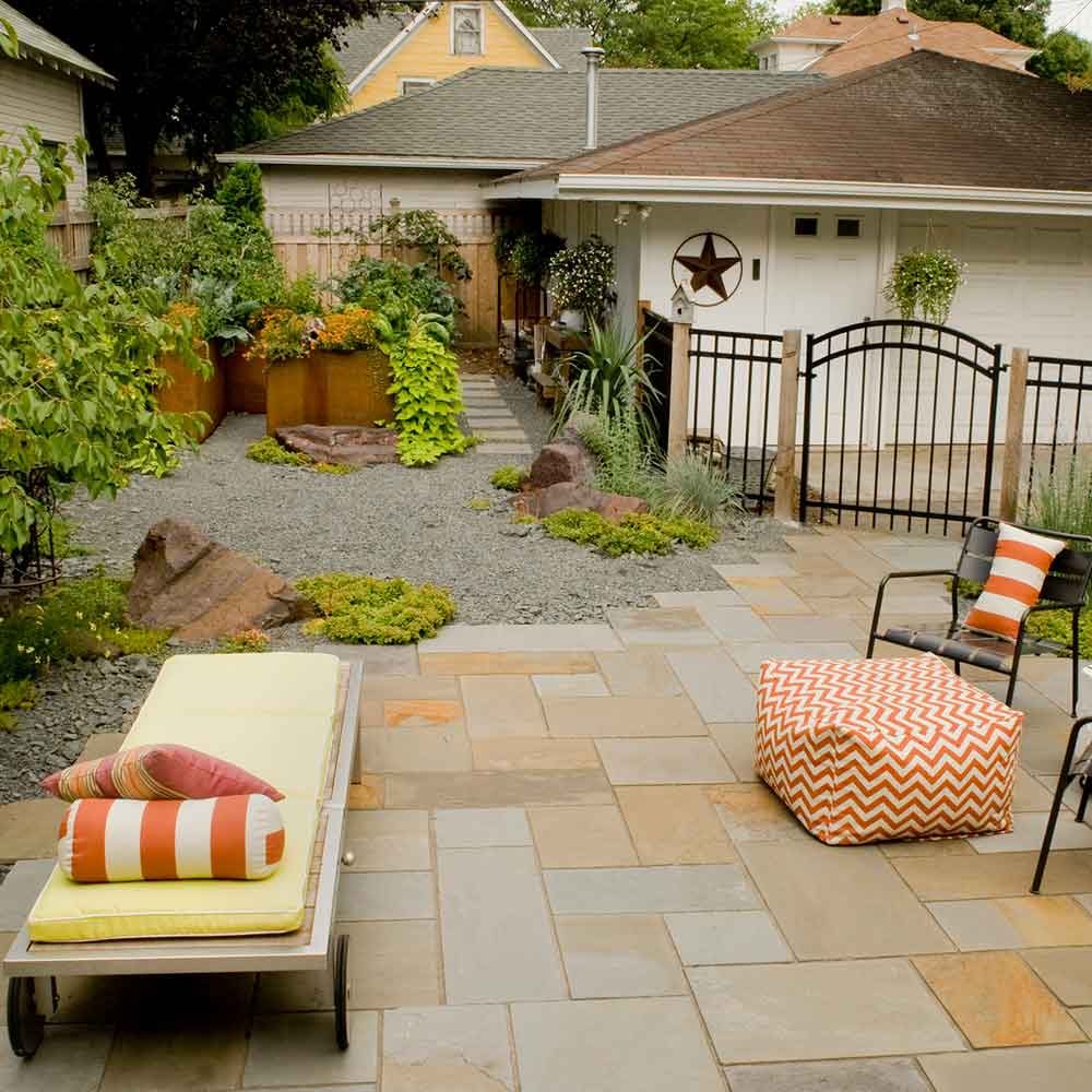 Hot Summer Courtyard