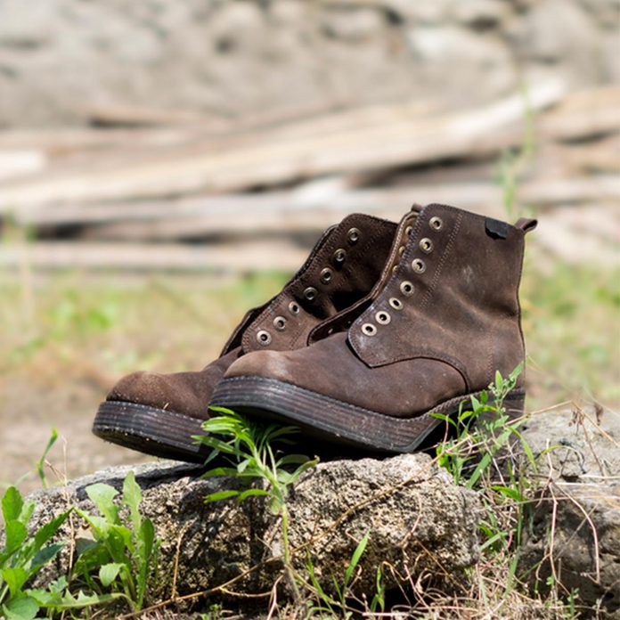 shoes without laces