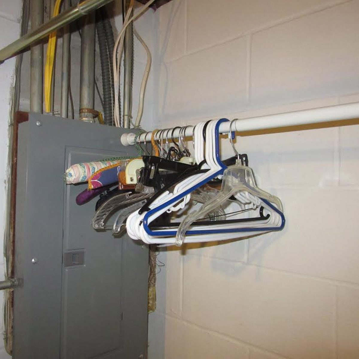 Extra clothes rod
