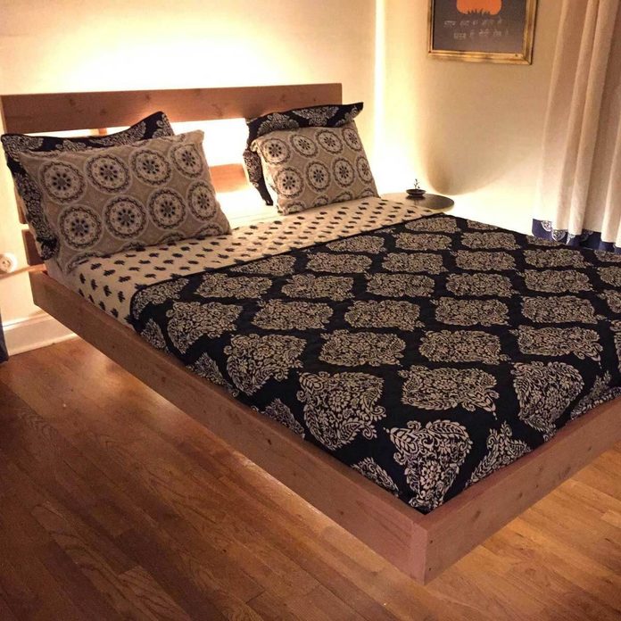 Floating Bed With Integral Lighting