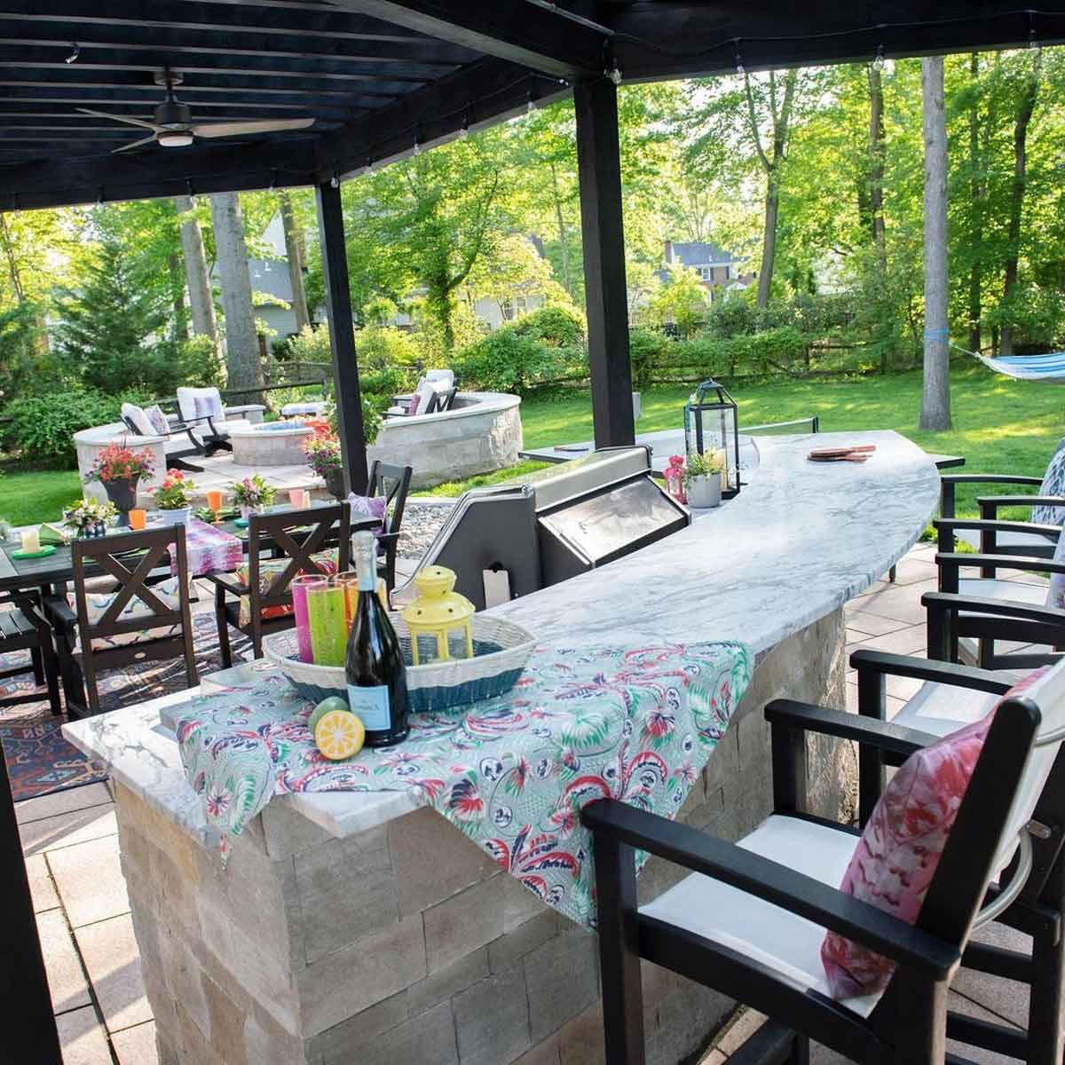 Outdoor Island