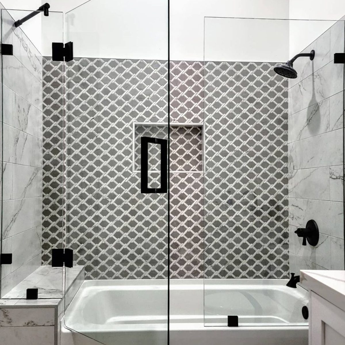 Swinging Door Enclosure Bathtub Shower Combo
