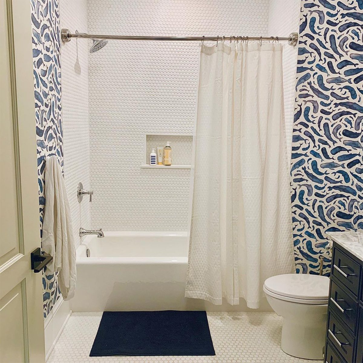 White Bathtub Shower Combo