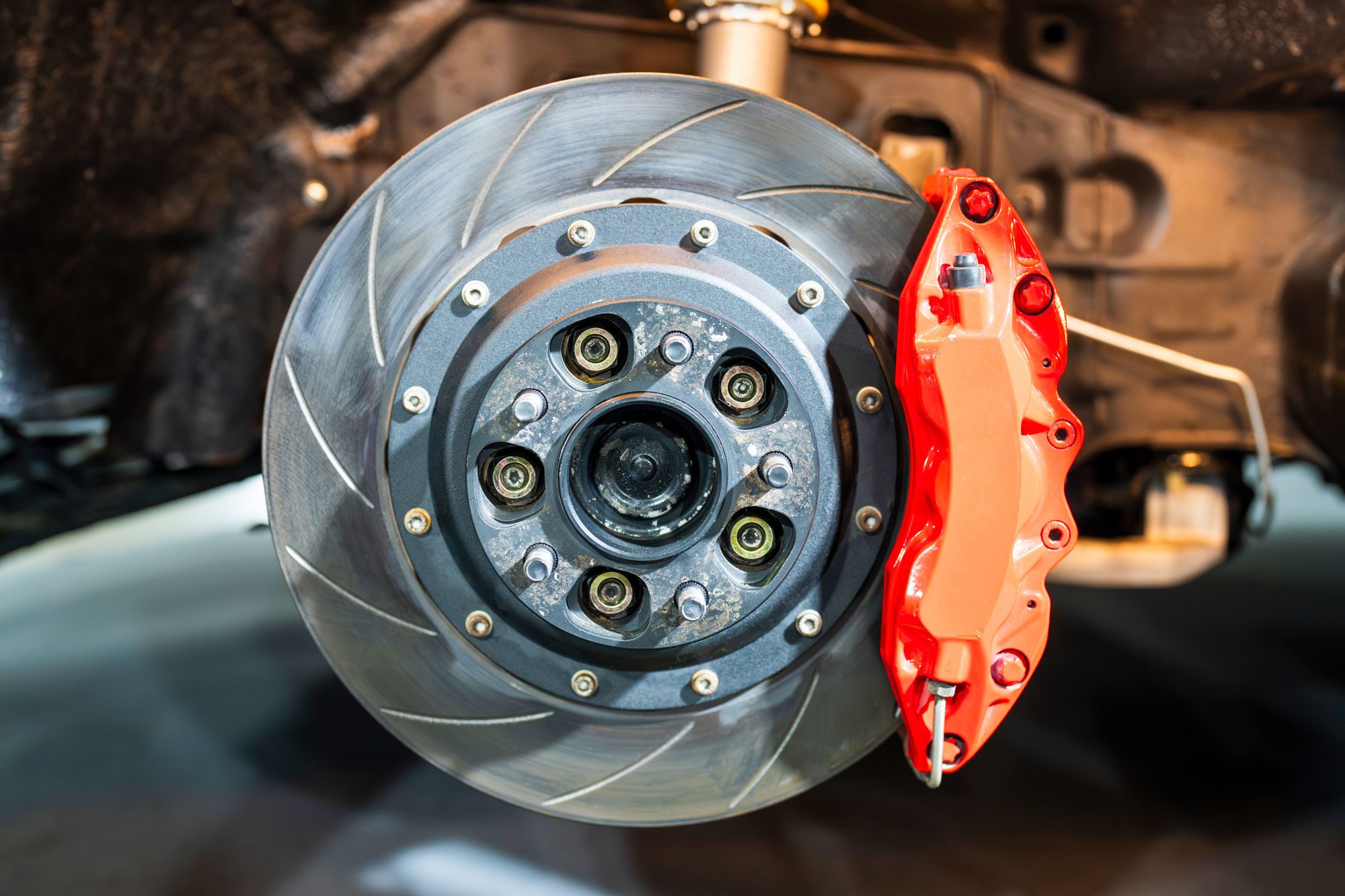 DOT 3 vs. DOT 4 Brake Fluid: What’s the Difference?