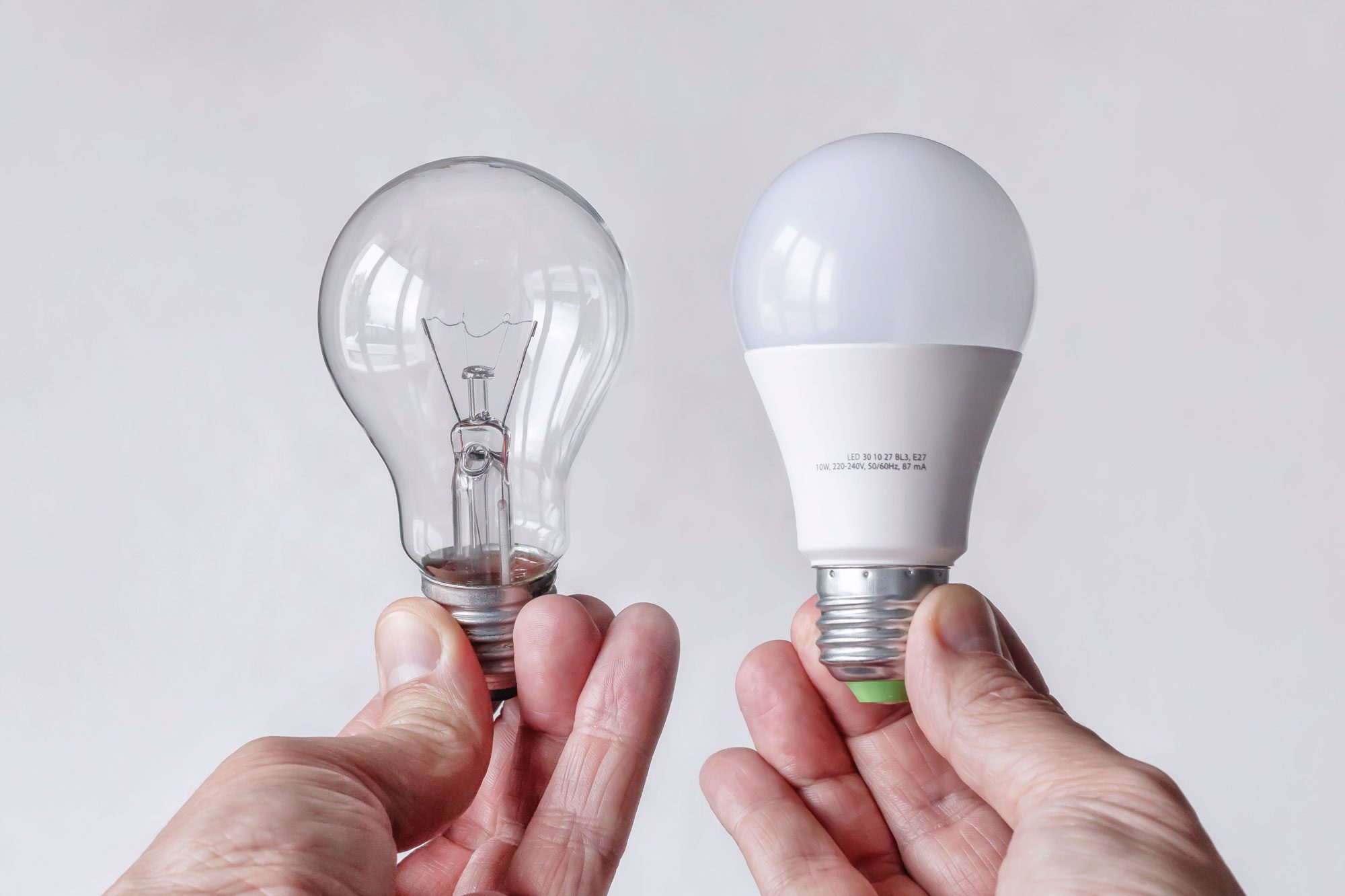 Incandescent vs. LED Lighting: What’s the Difference?
